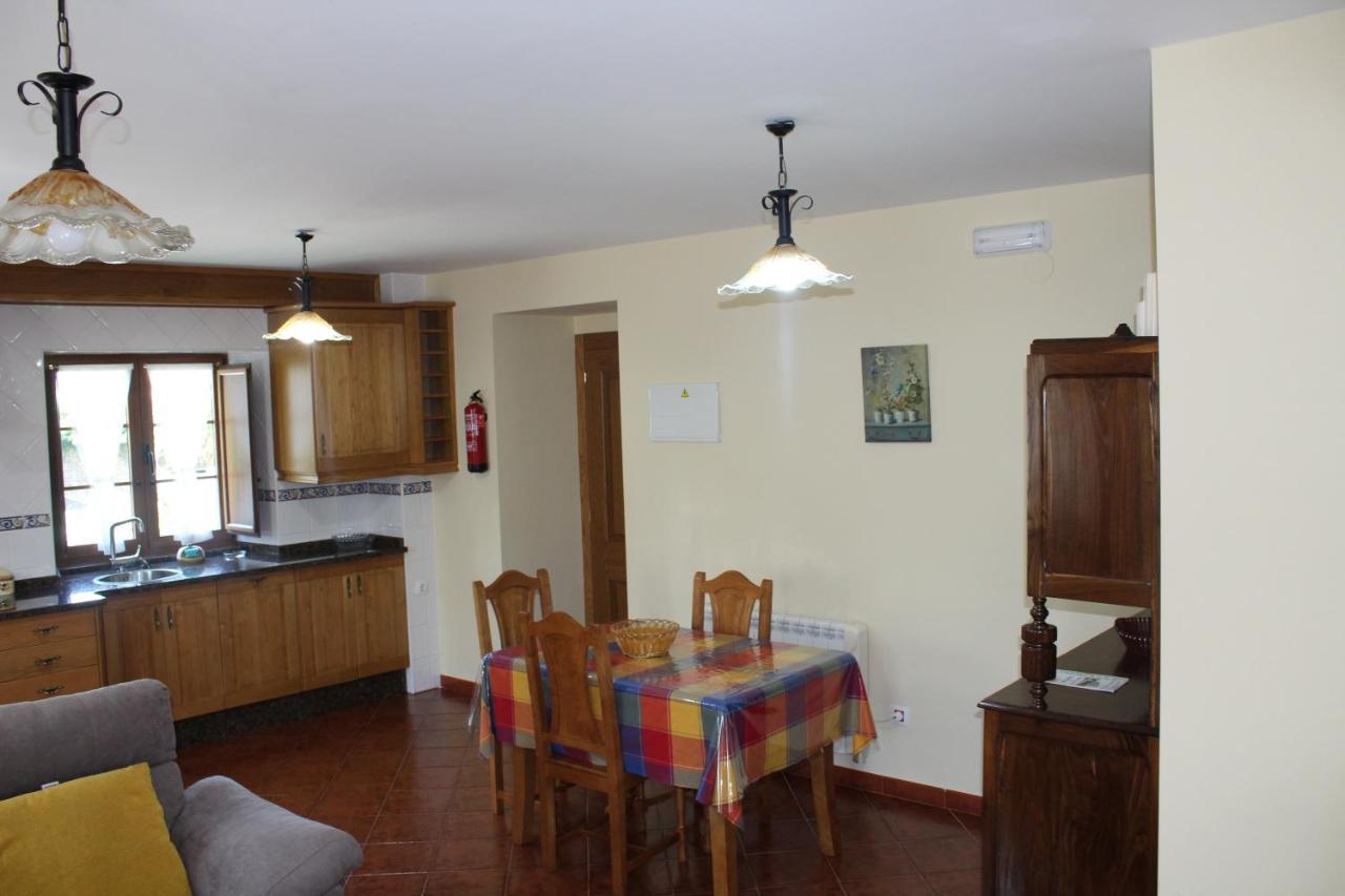 Apartamentos Casa Cerolleiro Castropol Exterior foto